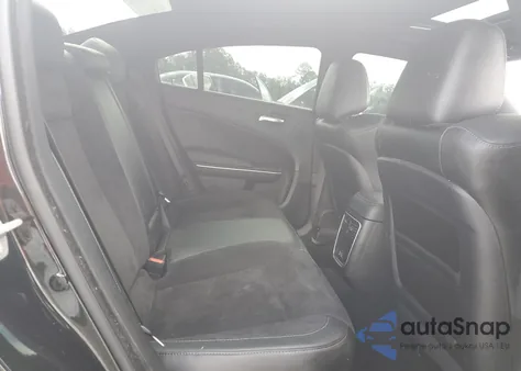 2023 Dodge Charger Scat Pack z USA, uszkodzony, nr VIN 2C3CDXGJ4PH690144